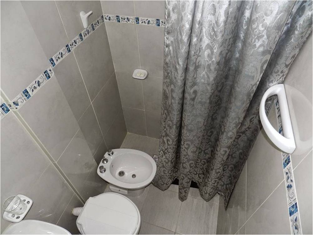 Hotel Colon Posadas Bagian luar foto